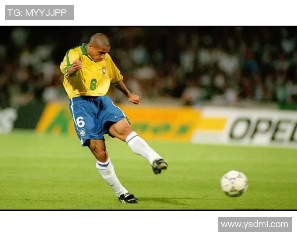 掌握足球香蕉球技巧的全面教学指南助你成为场上明星